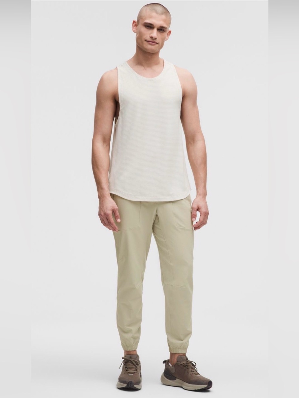 Lululemon Men’s Cream Men's License To Train Jogger Pants XL